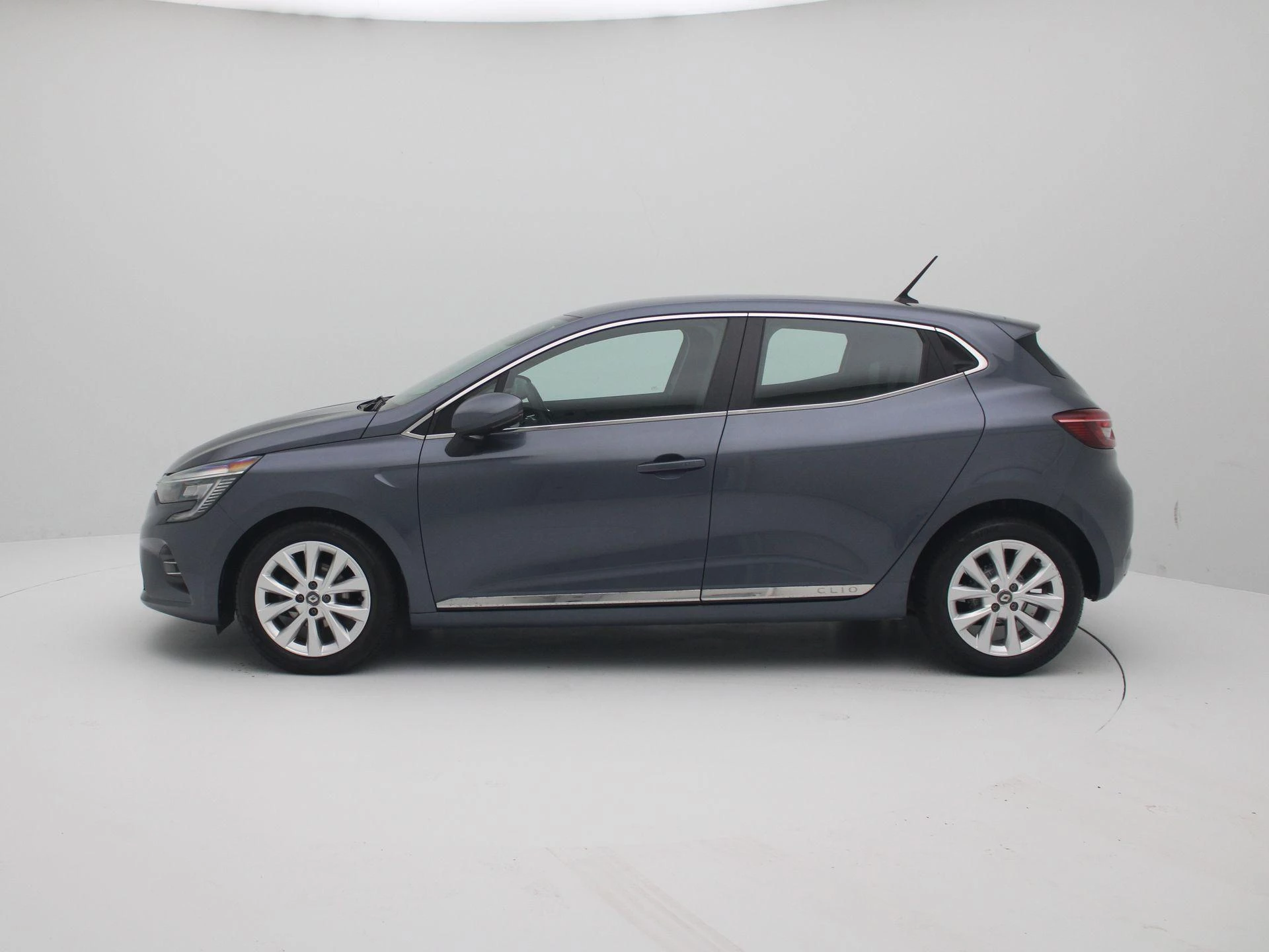 Renault Clio met kenteken L-162-HP – autofoto 5