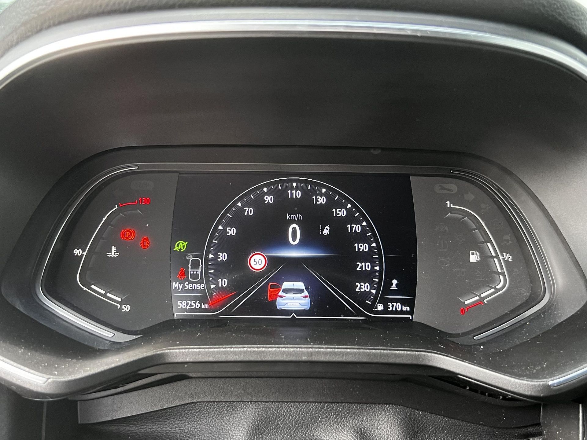 Renault Clio met kenteken L-555-PT – dashboard