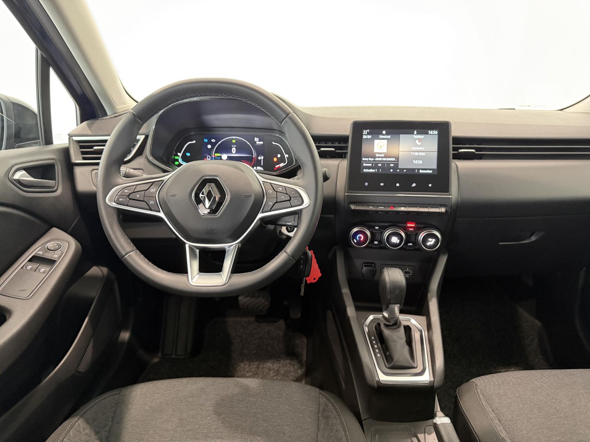 Renault Clio met kenteken R-656-LK – interieur