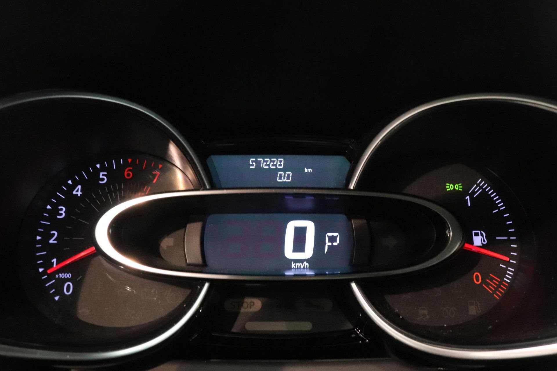 Renault Clio met kenteken XK-073-J – dashboard