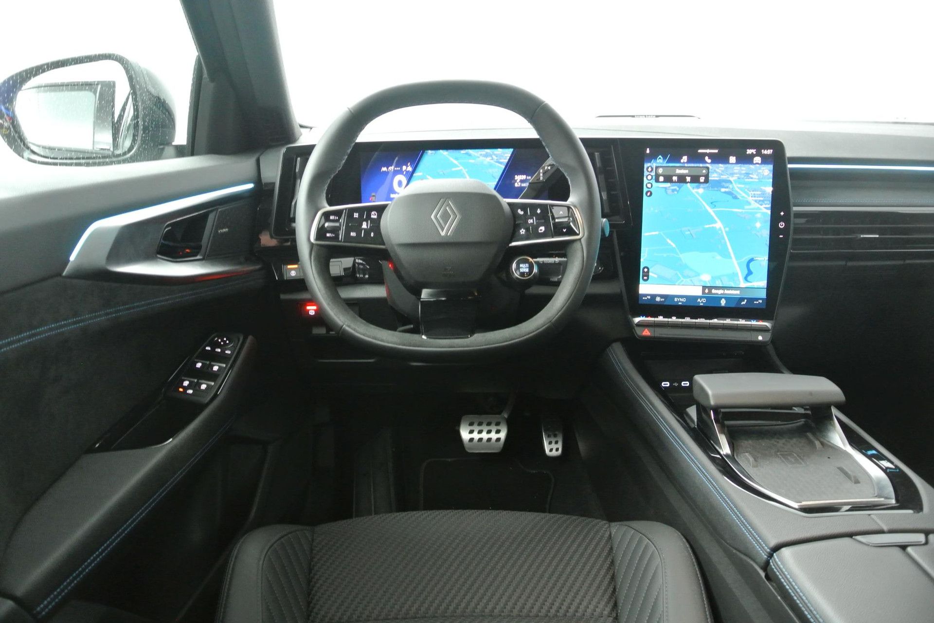 Renault Espace met kenteken JVZ-16-N – interieur