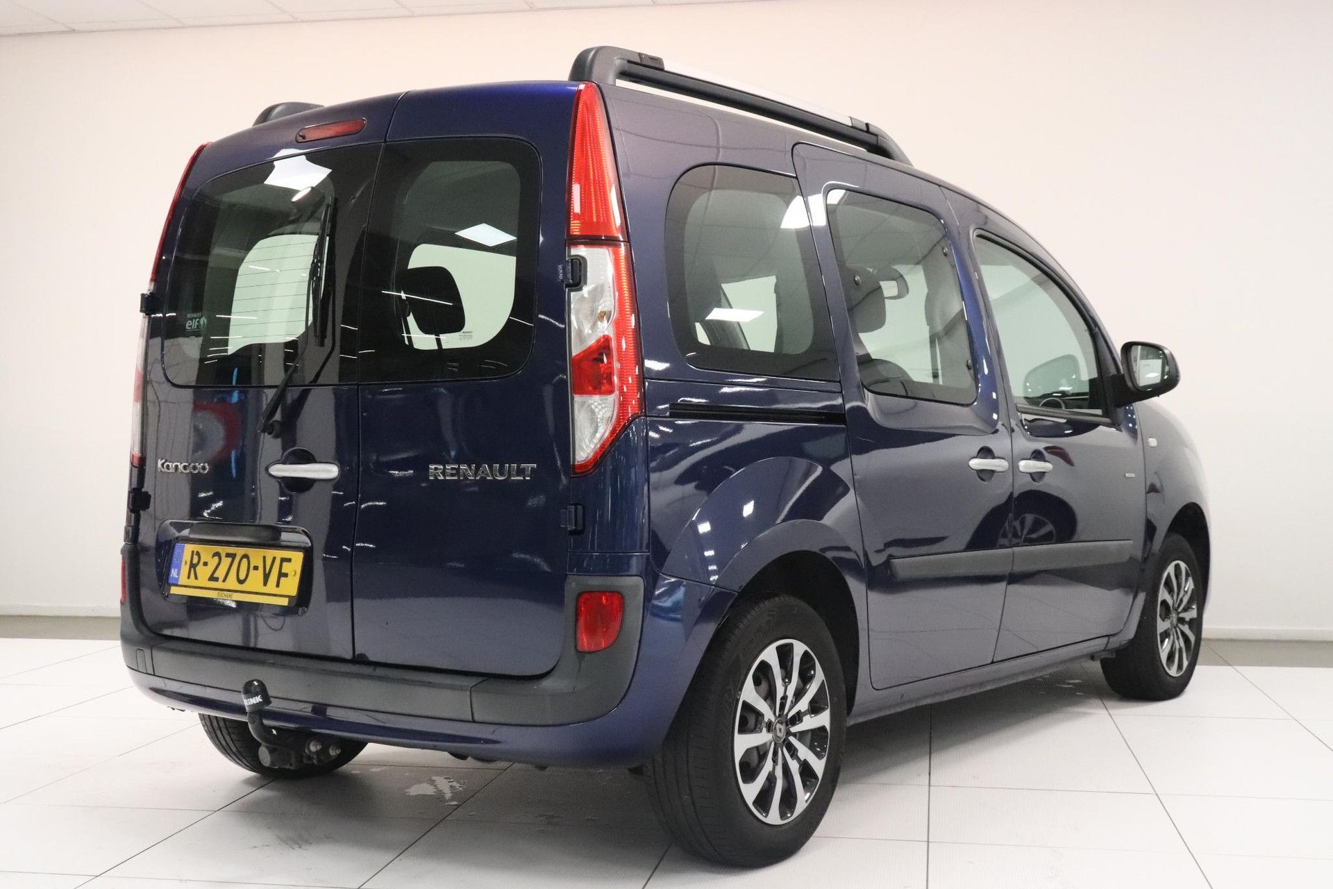 Renault Kangoo met kenteken R-270-VF – achteraanzicht