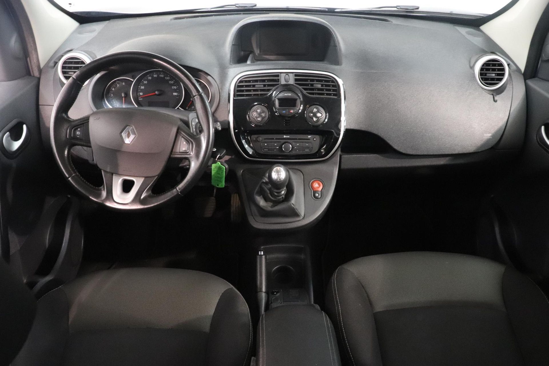 Renault Kangoo met kenteken R-270-VF – interieur