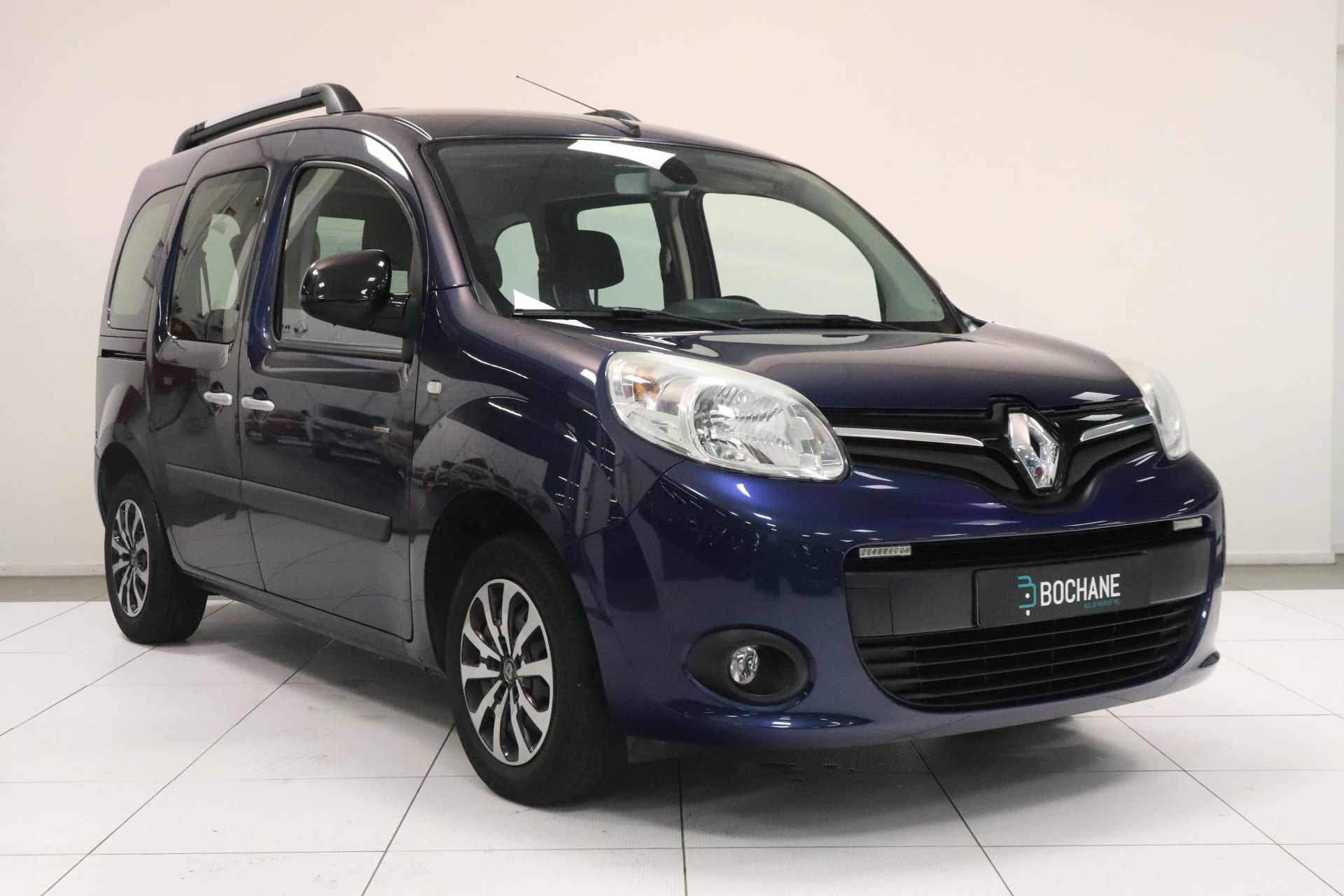 Renault Kangoo met kenteken R-270-VF – detailfoto