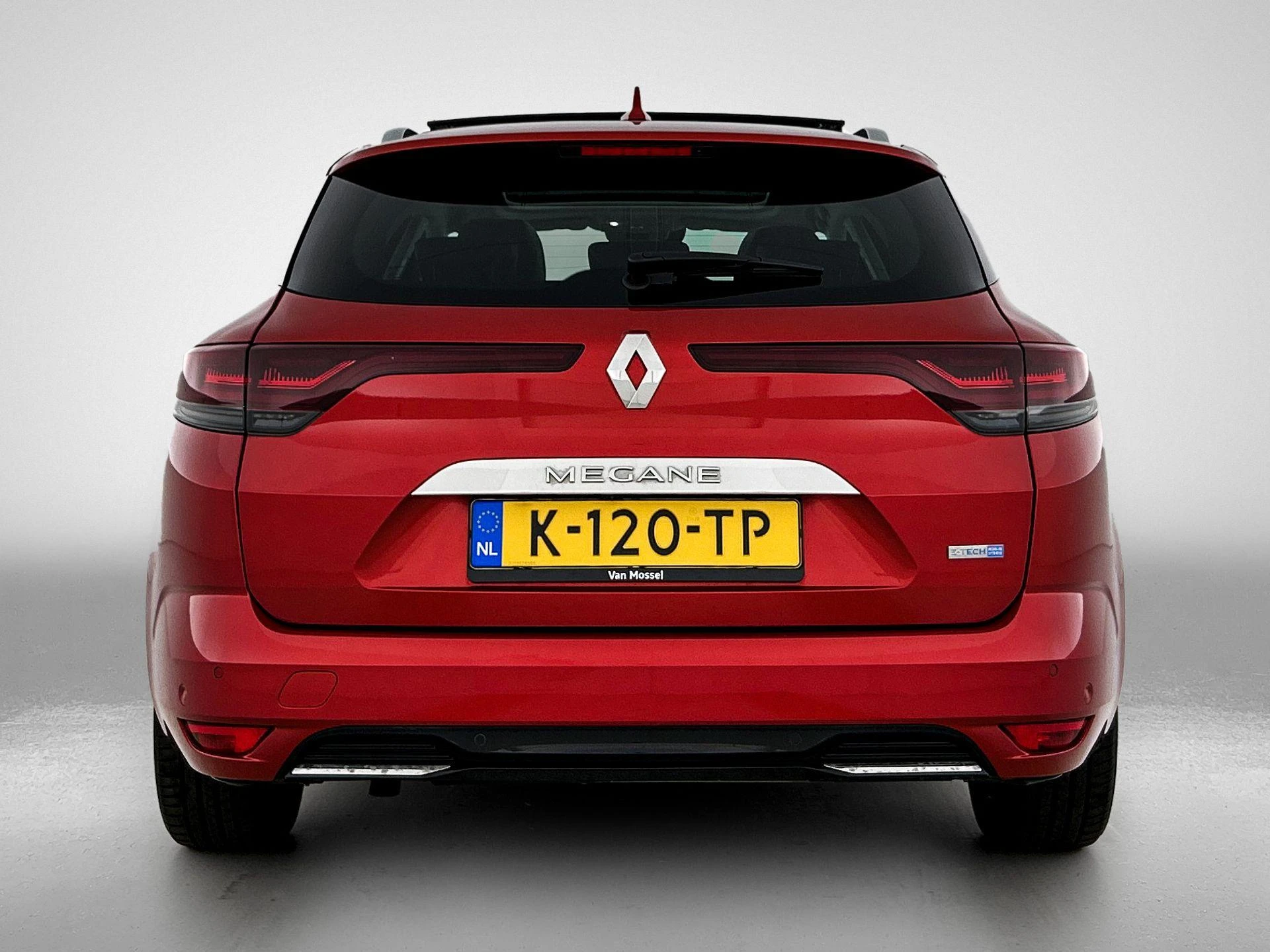 Renault MeganeE-Tech met kenteken K-120-TP – autofoto 5