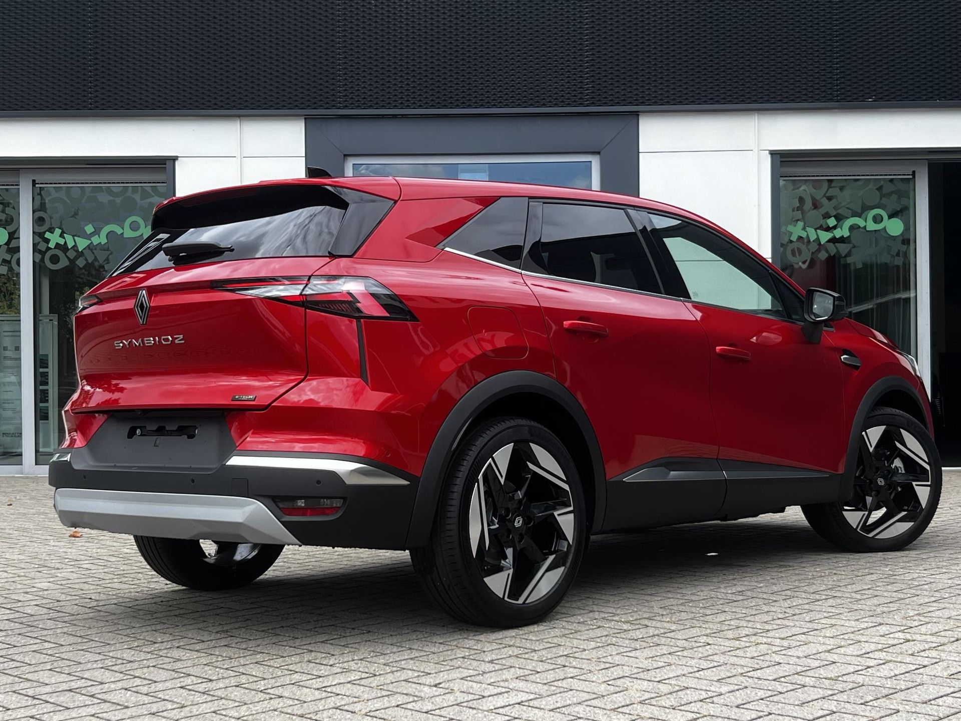 Renault Symbioz met kenteken KKG-52-S – achteraanzicht