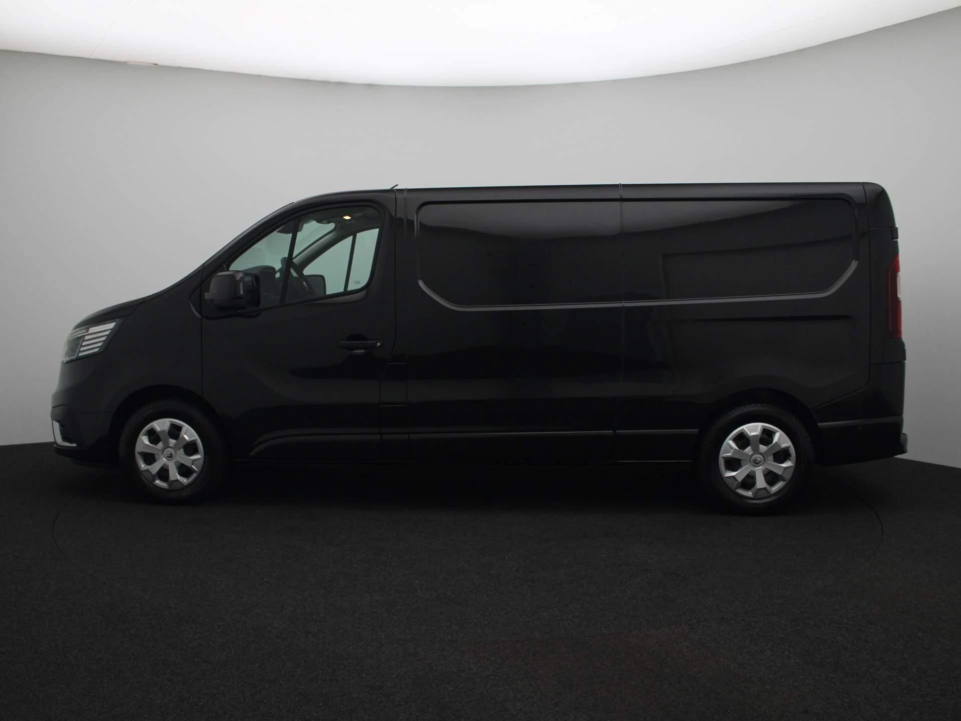 Renault Trafic – autofoto 5