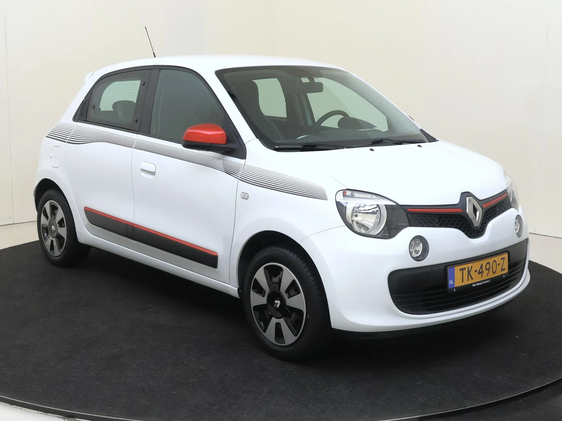 Renault Twingo met kenteken 50100 – autofoto 3