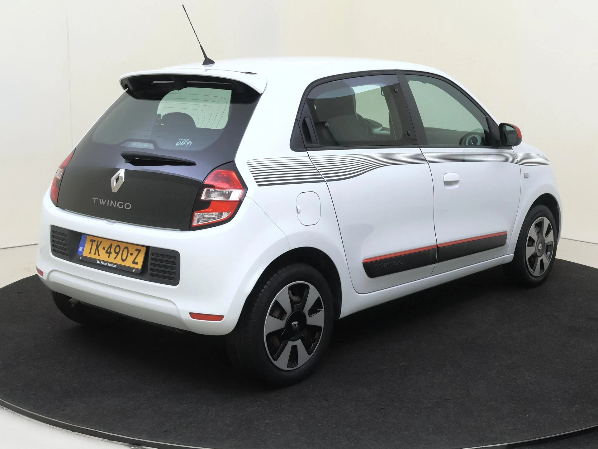 Renault Twingo met kenteken 50100 – autofoto 5
