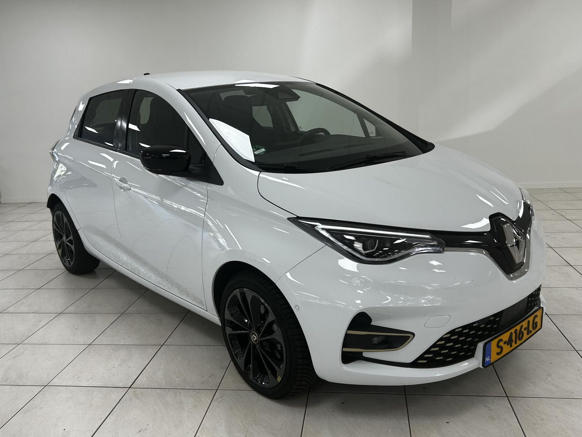 Renault ZOE met kenteken S-416-LG – detailfoto