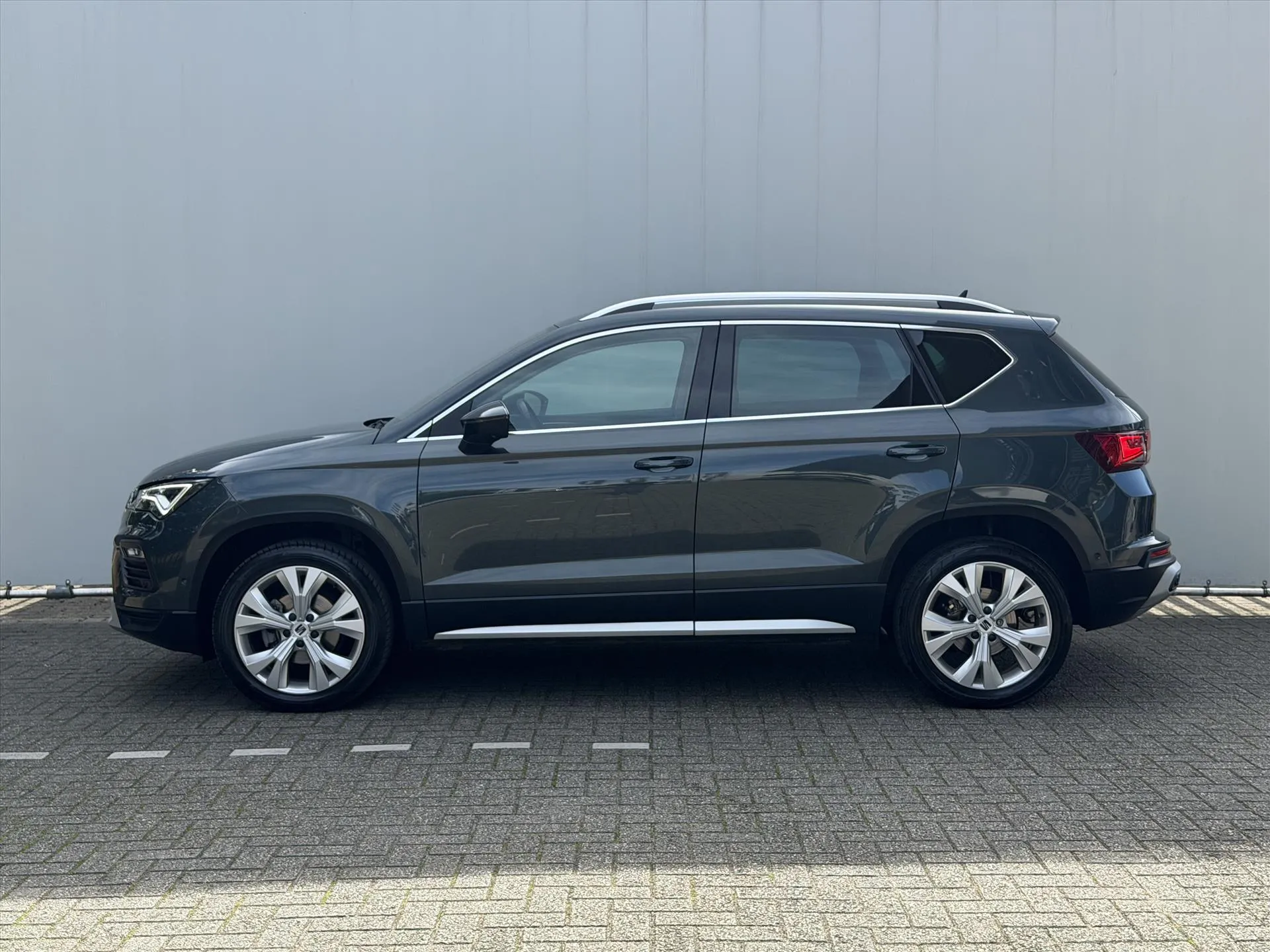 SEAT Ateca met kenteken P-671-NG – autofoto 2