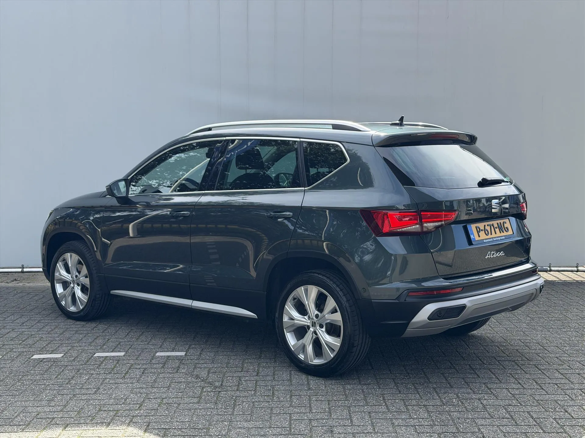 SEAT Ateca met kenteken P-671-NG – autofoto 3