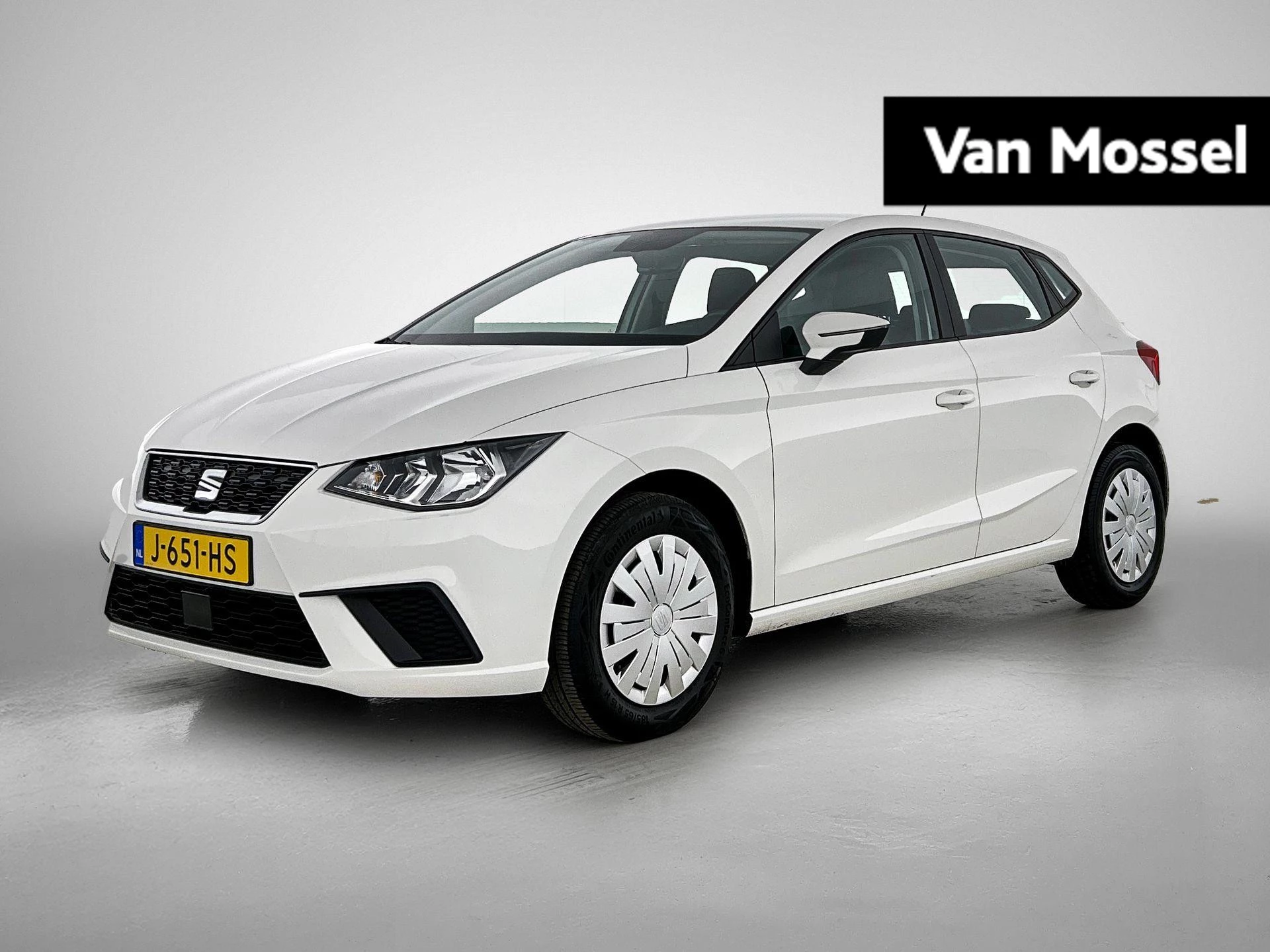 SEAT Ibiza met kenteken 56100 – autofoto 2
