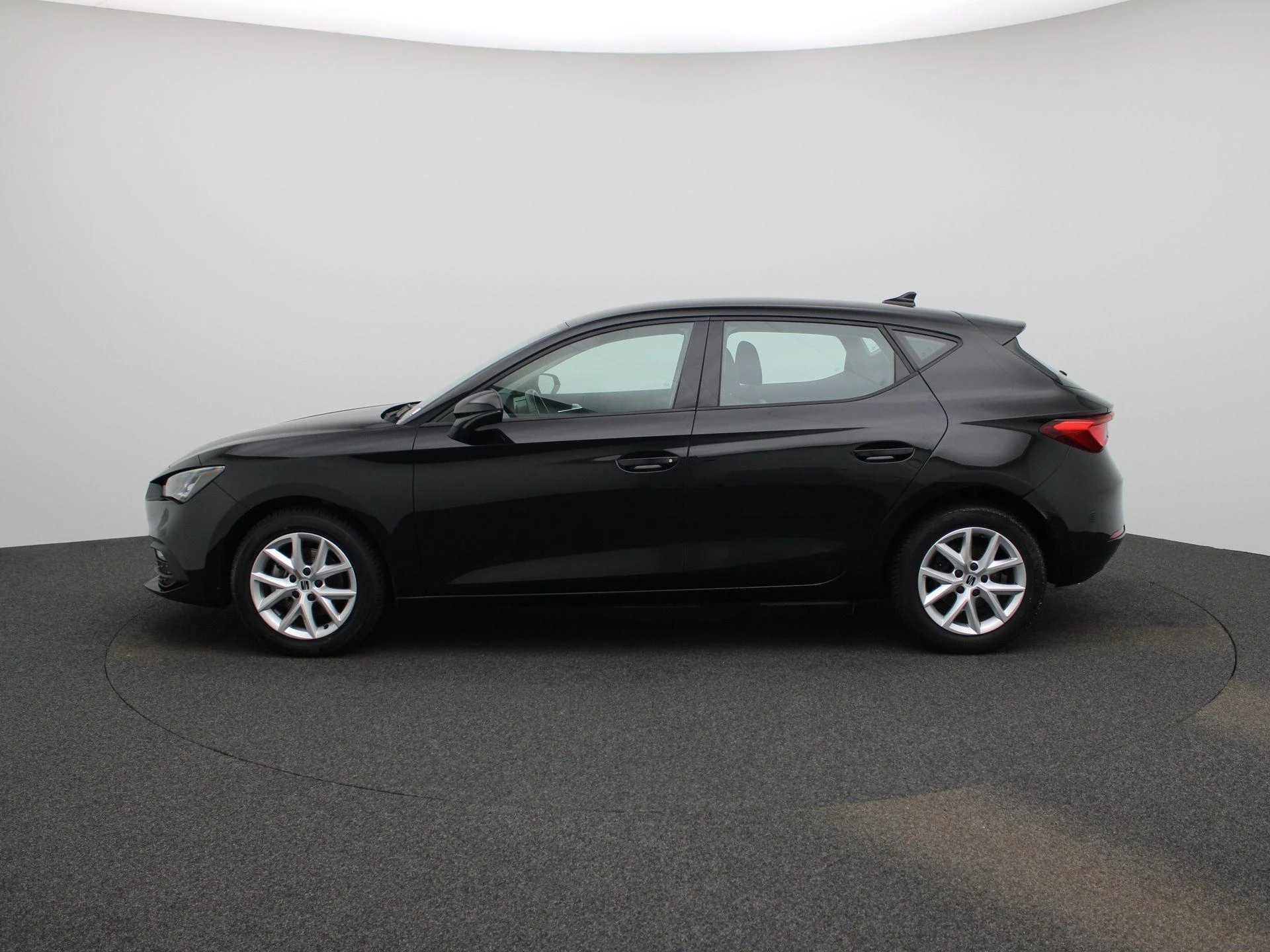 SEAT Leon met kenteken S-028-TP – autofoto 5