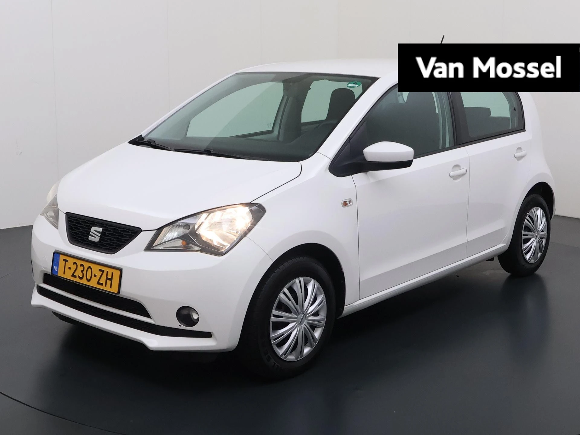 SEAT Mii met kenteken 49100 – autofoto 2