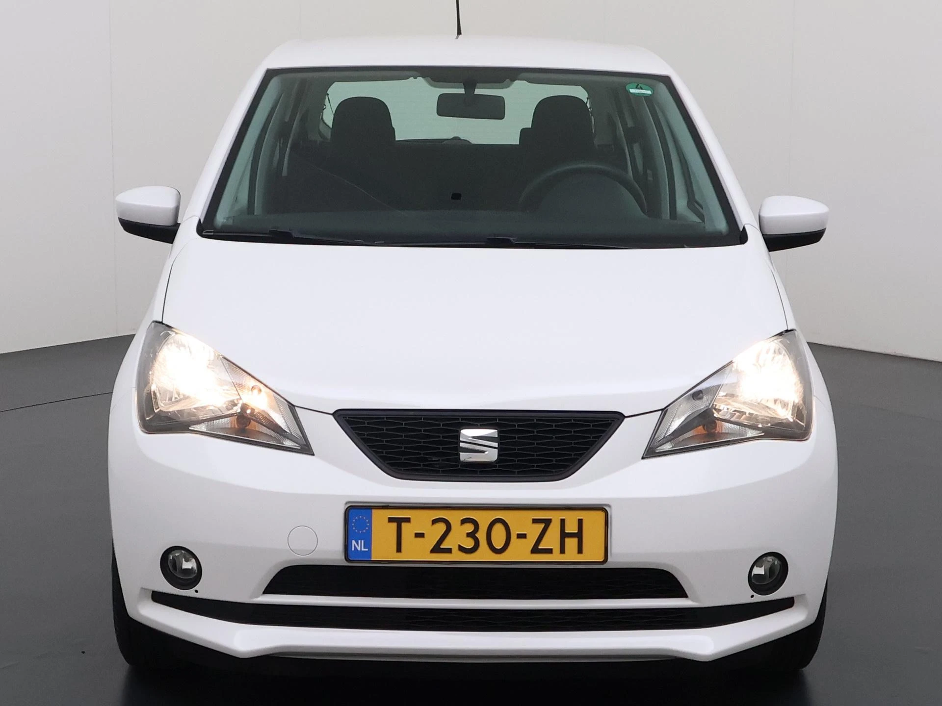 SEAT Mii met kenteken 49100 – autofoto 4