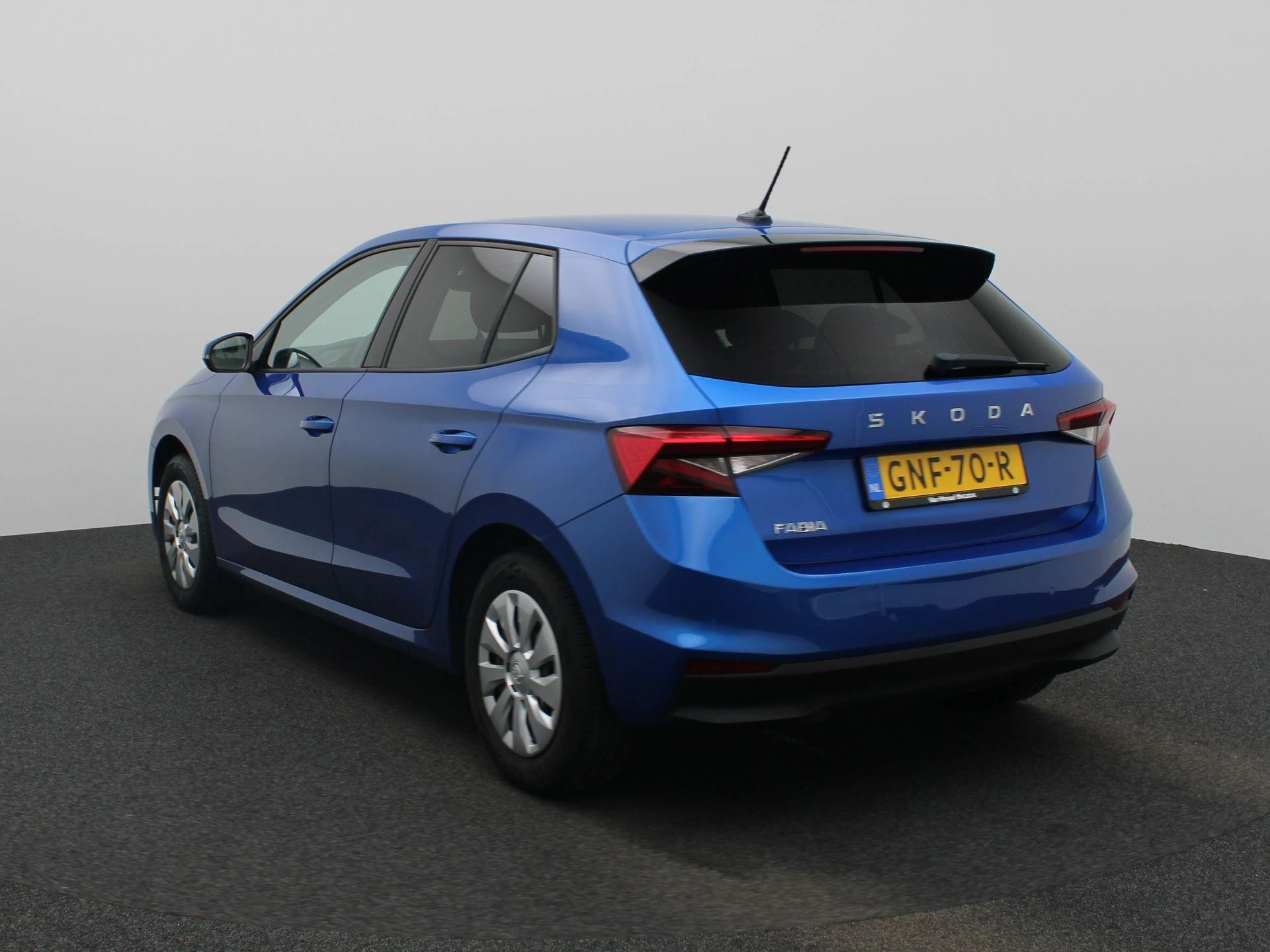 Skoda Fabia met kenteken GNF-70-R – autofoto 3