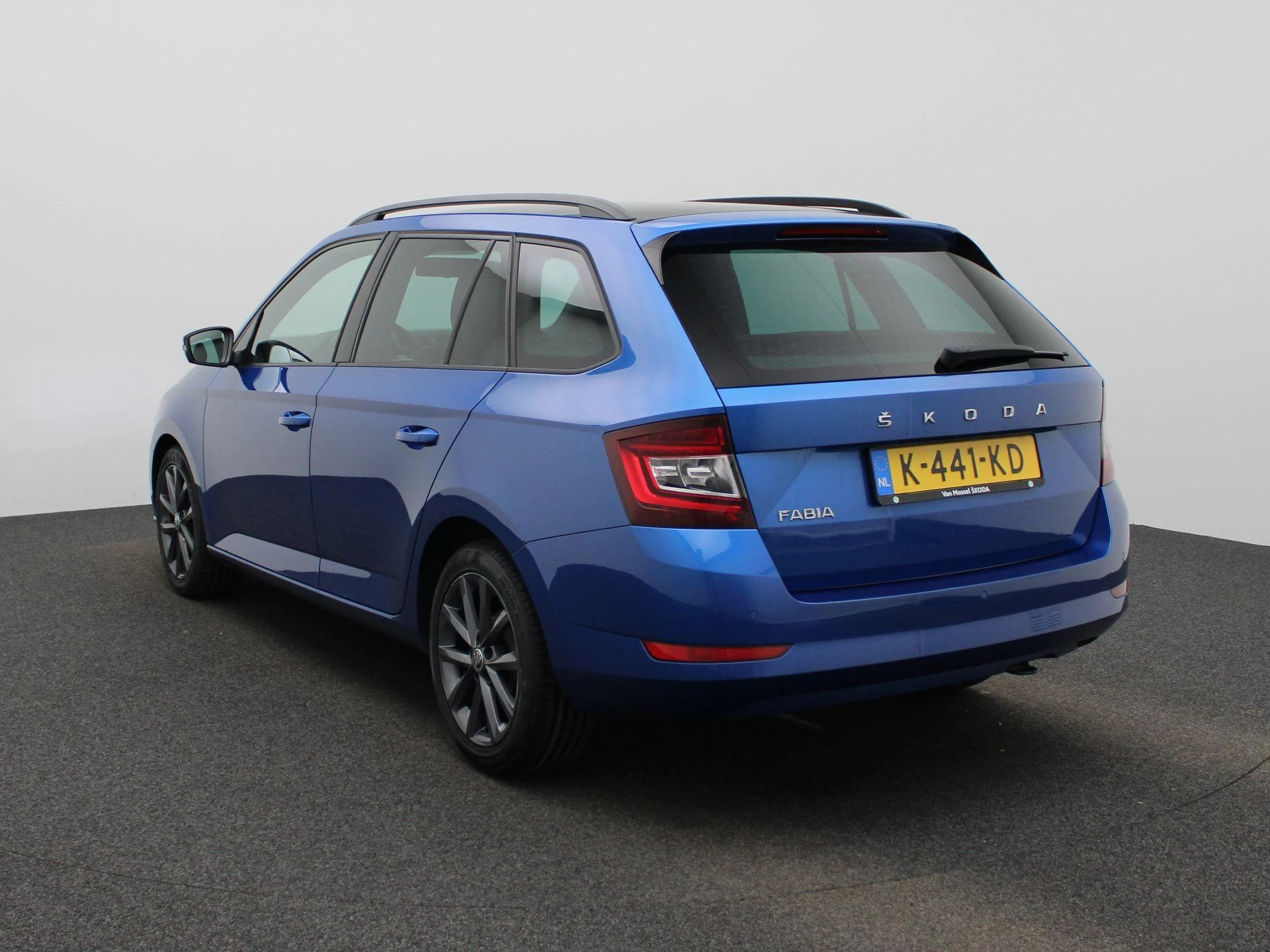 Skoda Fabia met kenteken K-441-KD – autofoto 3