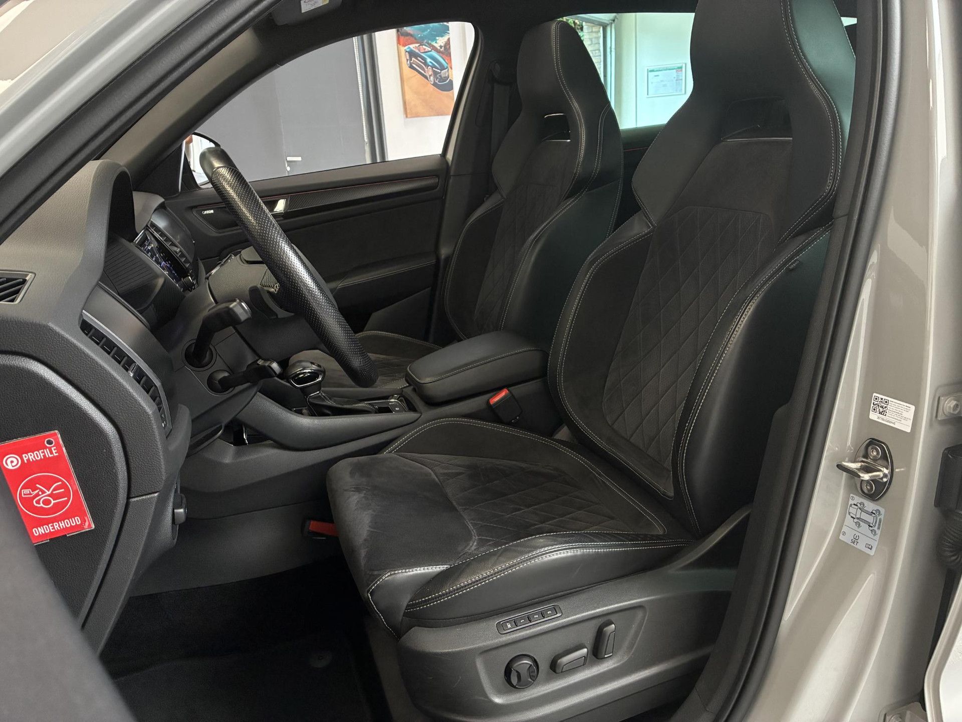 Skoda Kodiaq met kenteken J-918-BK – interieur