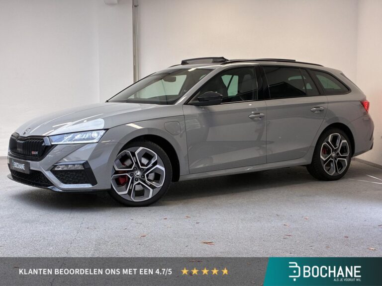 Skoda Octavia met kenteken K-561-VJ – vooraanzicht