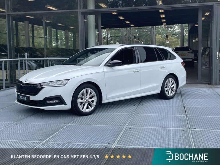 Skoda Octavia met kenteken P-829-KG – vooraanzicht