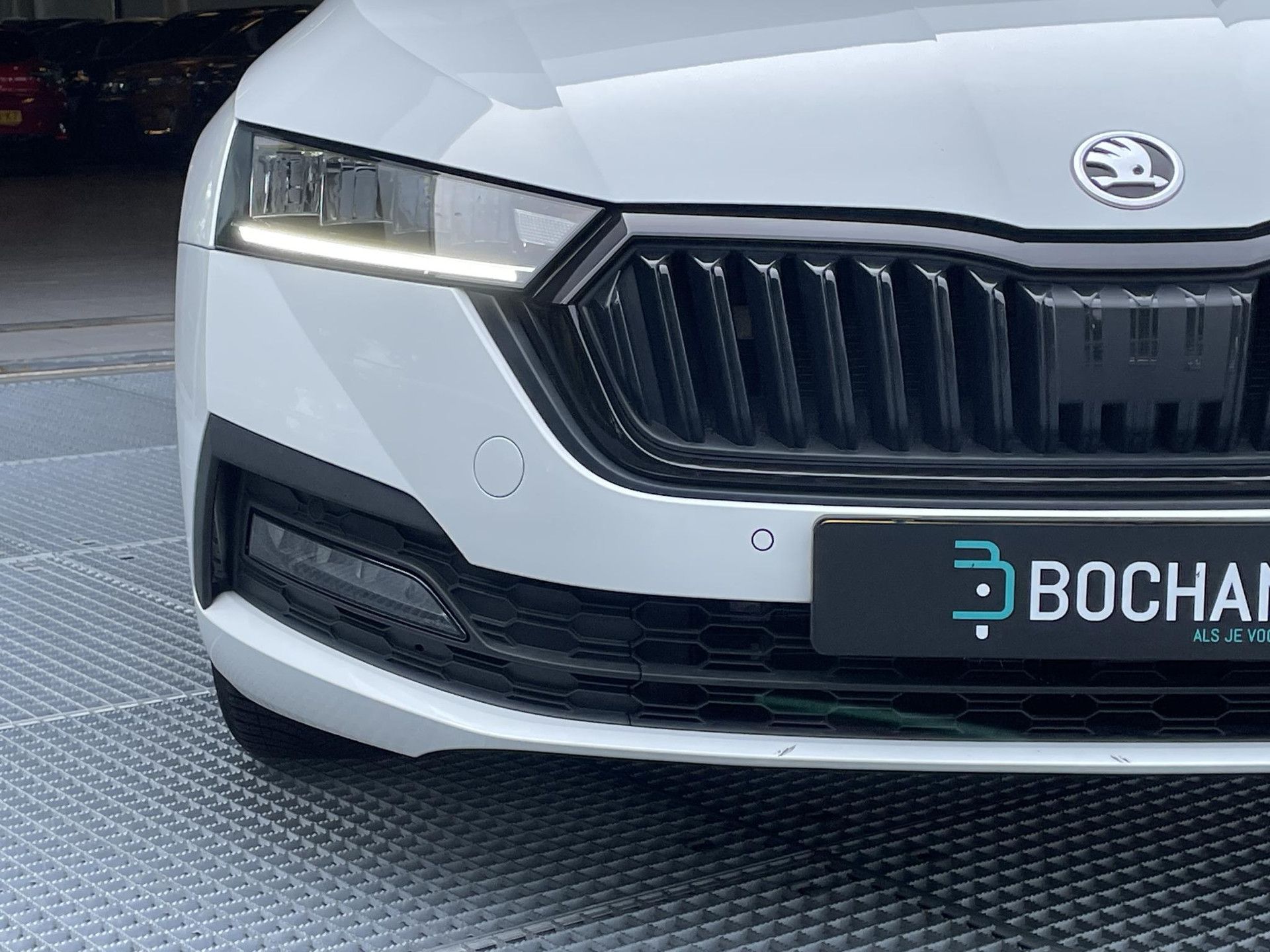 Skoda Octavia met kenteken P-829-KG – dashboard
