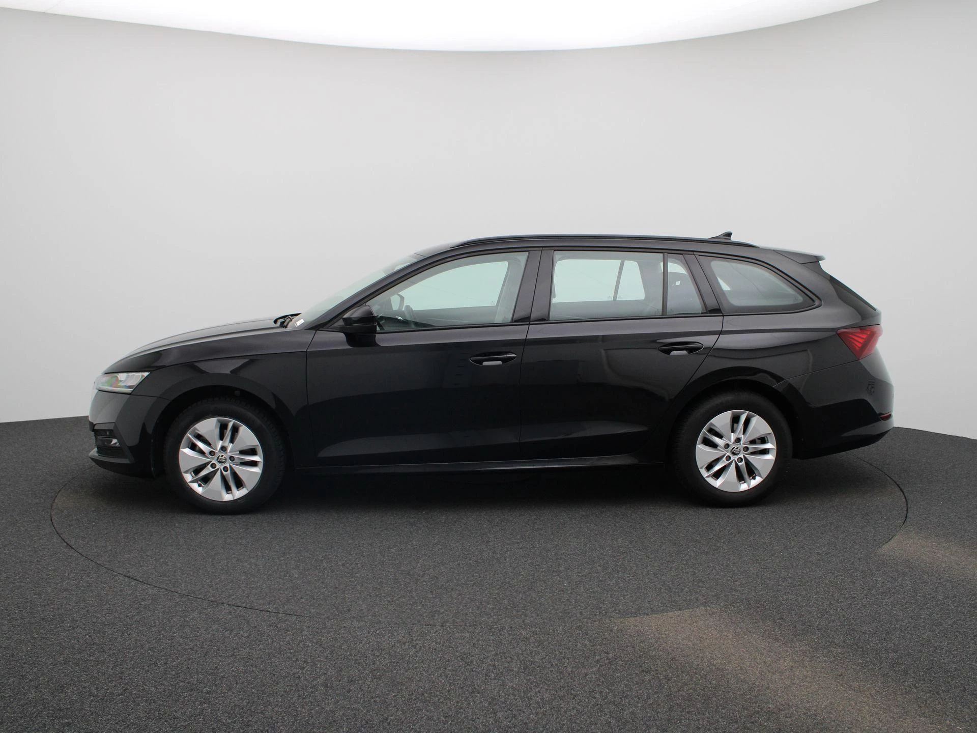 Skoda Octavia met kenteken X-597-XZ – autofoto 5