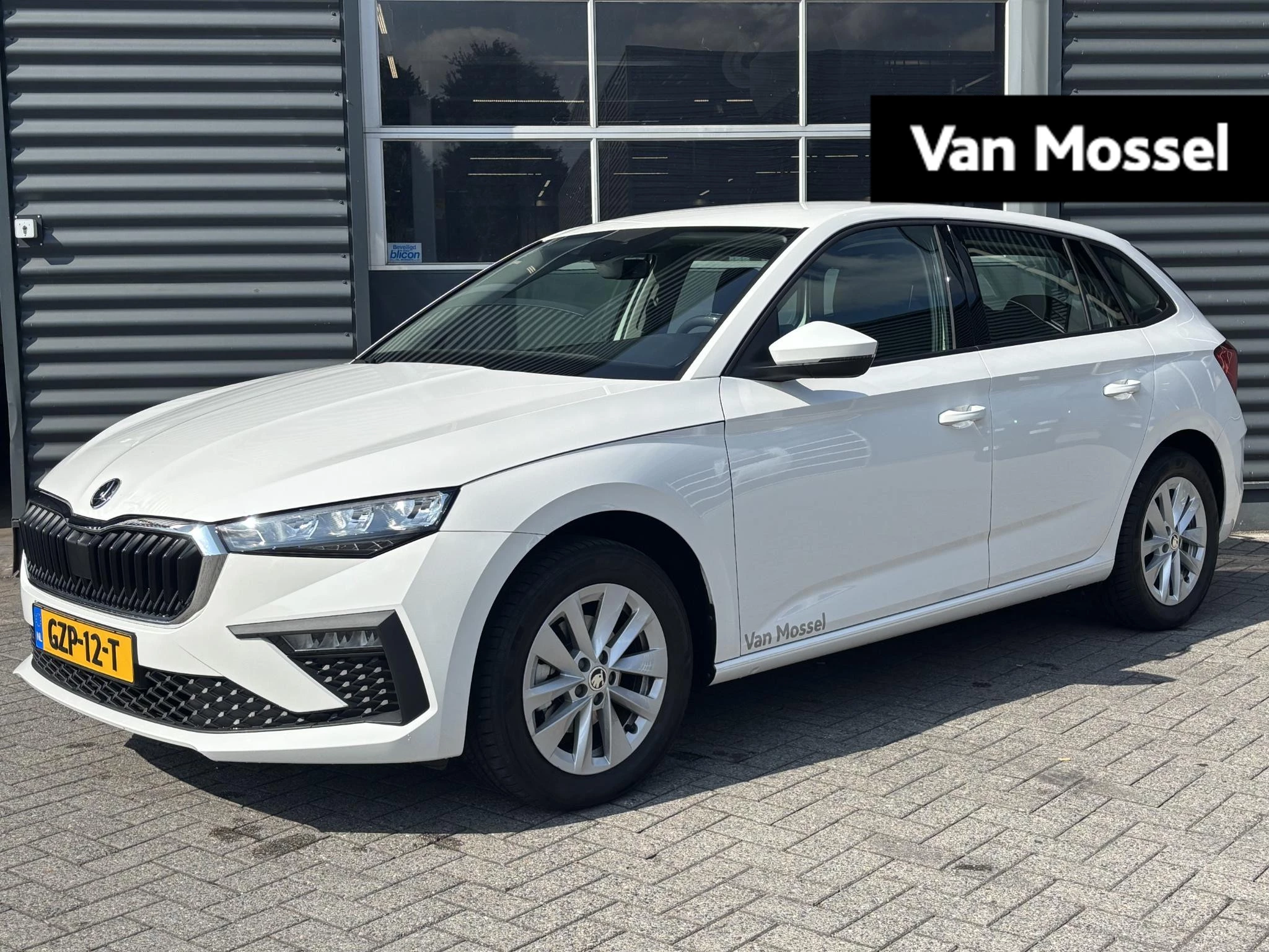 Skoda Scala met kenteken GZP-12-T – autofoto 2