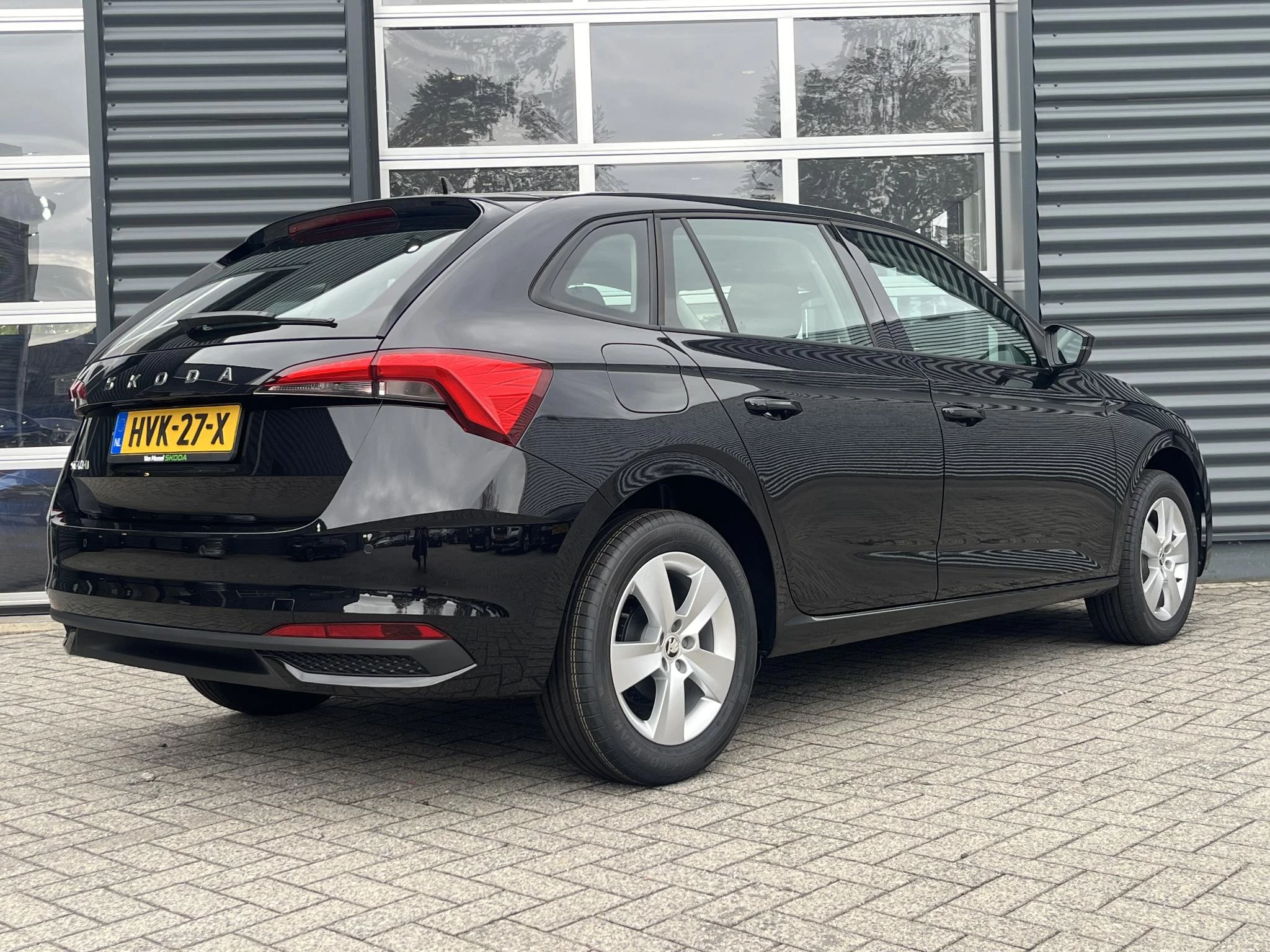 Skoda Scala met kenteken HVK-27-X – autofoto 5