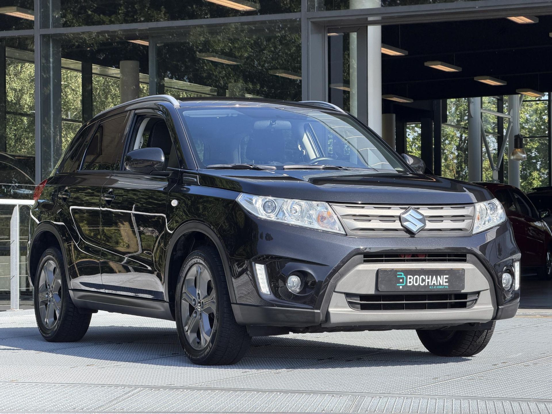 Suzuki Vitara met kenteken KPD-28-P – detailfoto