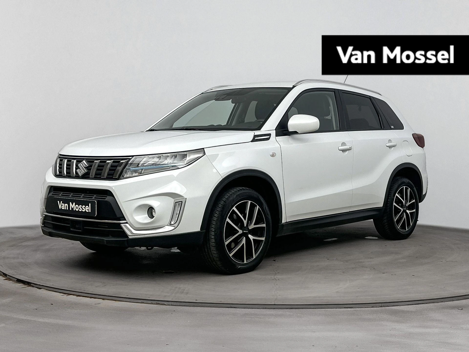 Suzuki Vitara met kenteken T-636-HJ – autofoto 2