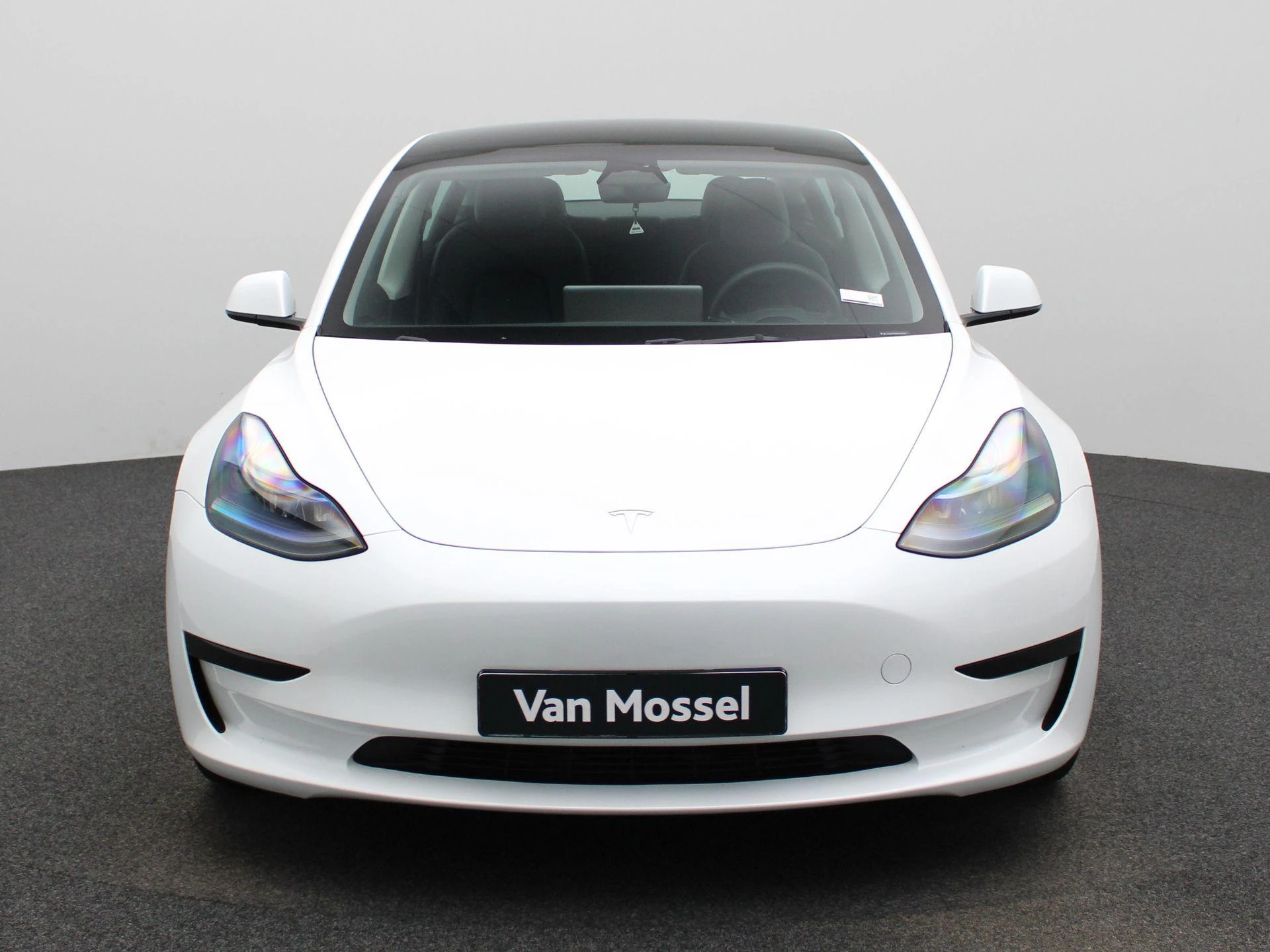 Tesla Model3 – autofoto 5