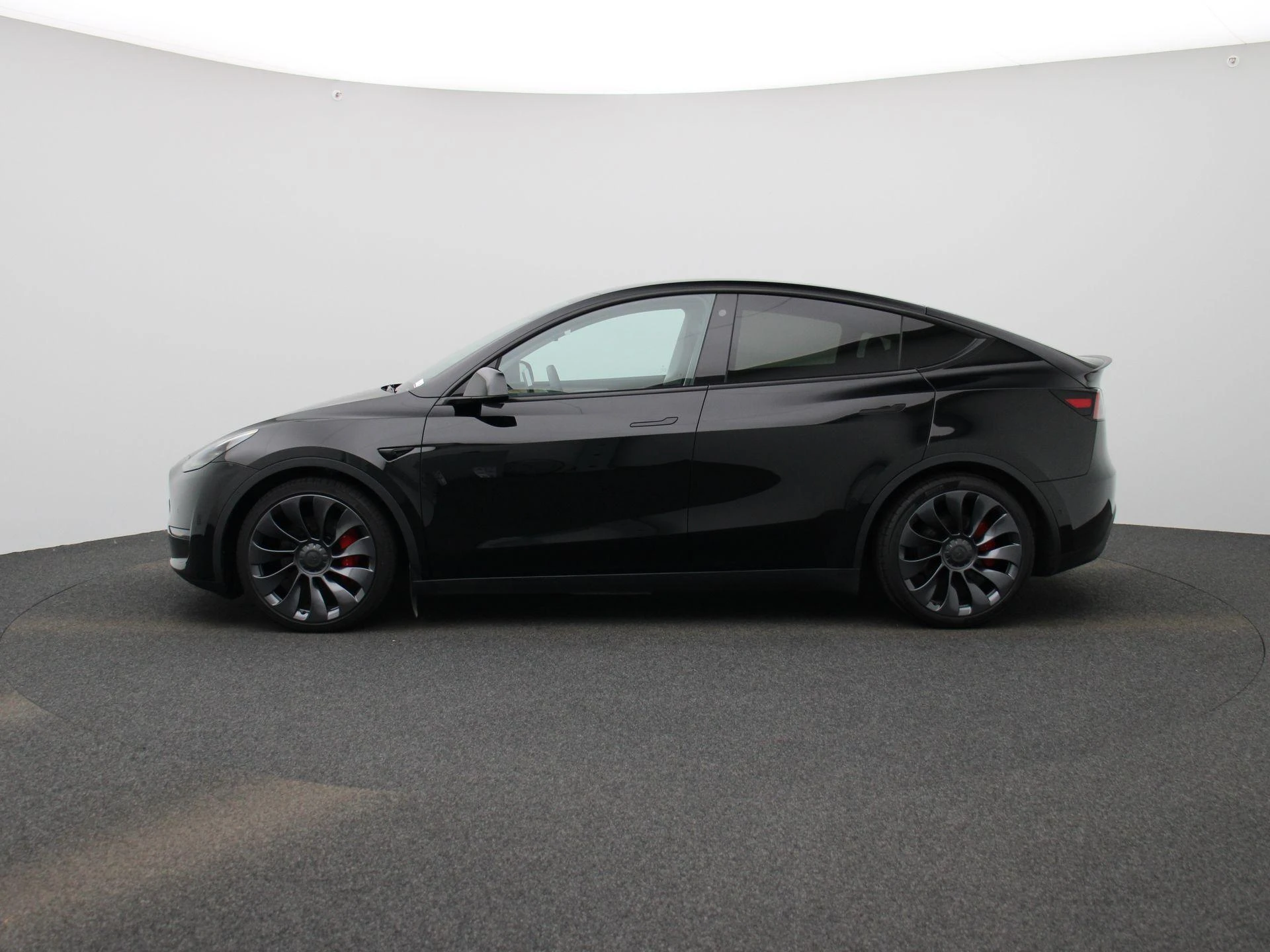 Tesla ModelY – autofoto 5