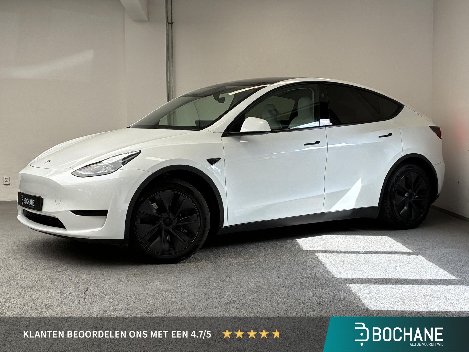 Tesla ModelY met kenteken GZX-14-Z – vooraanzicht