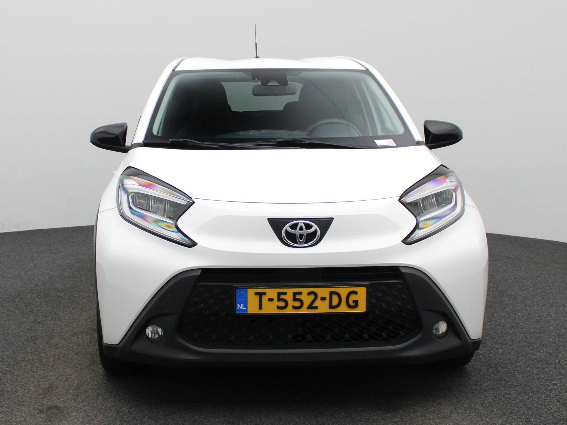 Toyota Aygo met kenteken T-552-DG – autofoto 4
