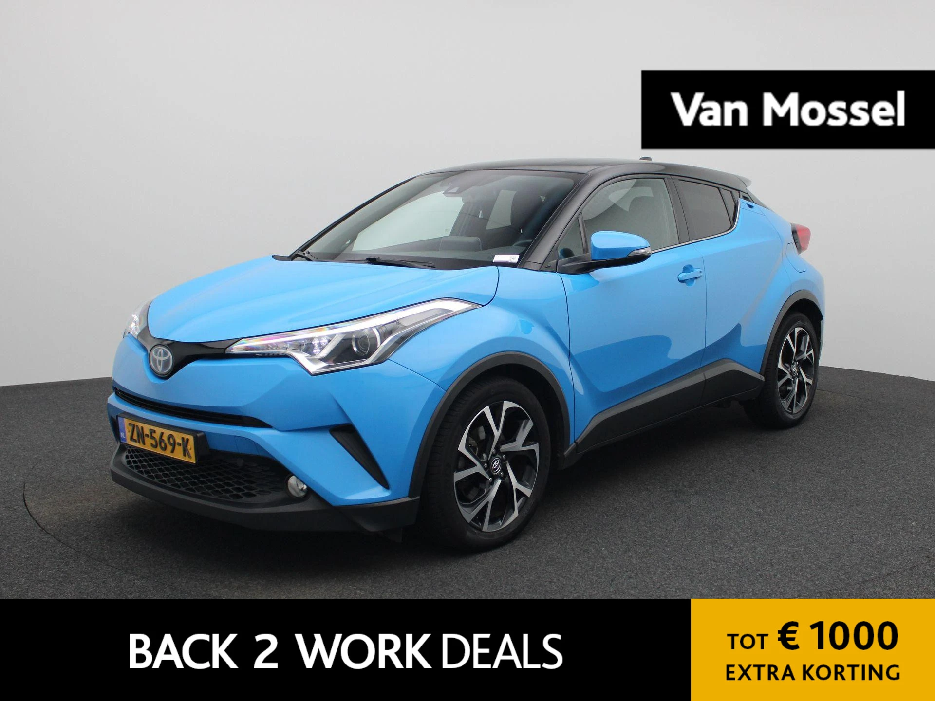 Toyota C-HR met kenteken 34100 – autofoto 2