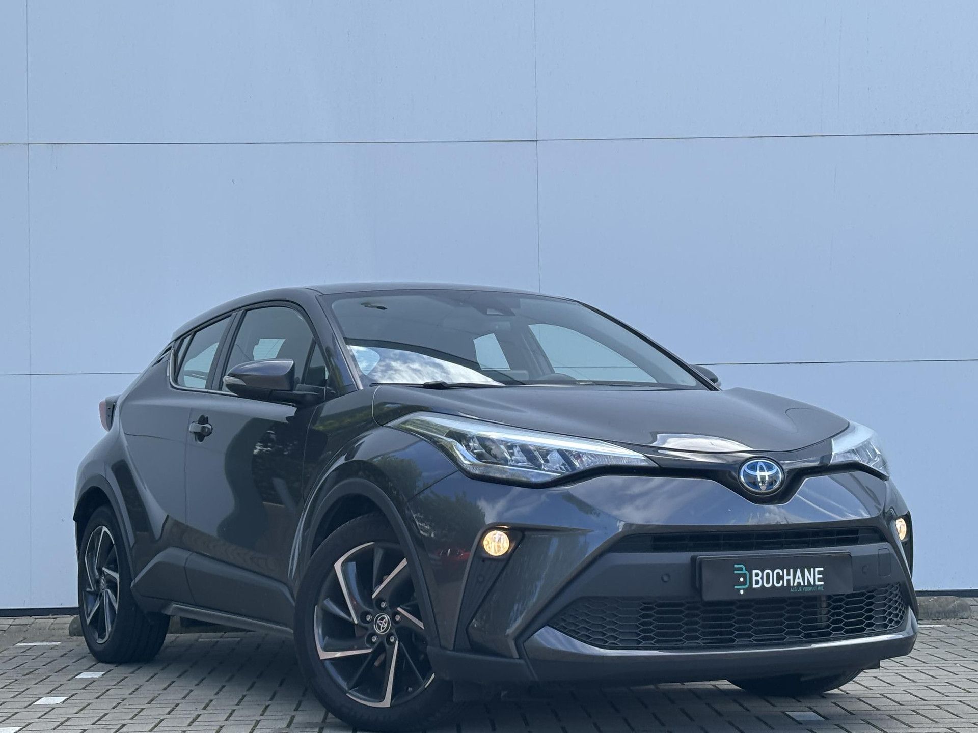 Toyota C-HR met kenteken S-789-HV – interieur