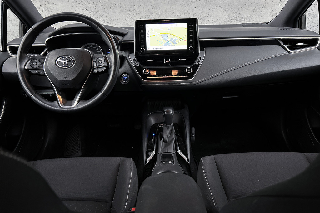 Toyota Corolla Touring Sports – dashboard