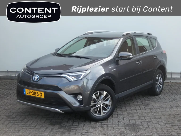 Toyota RAV4 met kenteken JP-385-X – vooraanzicht