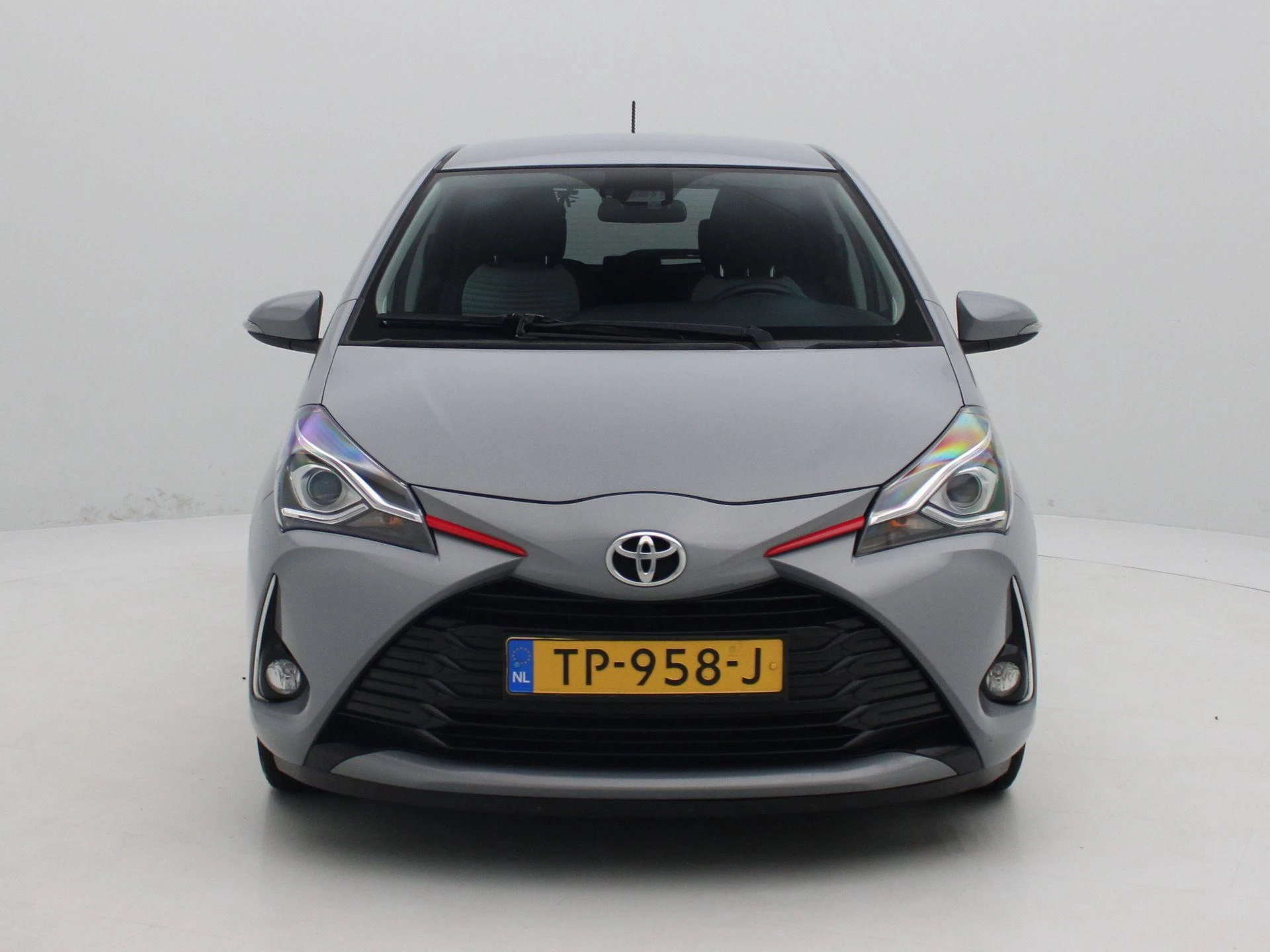 Toyota Yaris met kenteken 52100 – autofoto 4