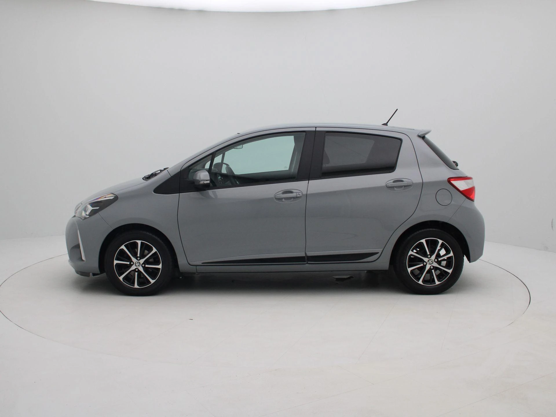 Toyota Yaris met kenteken 52100 – autofoto 5
