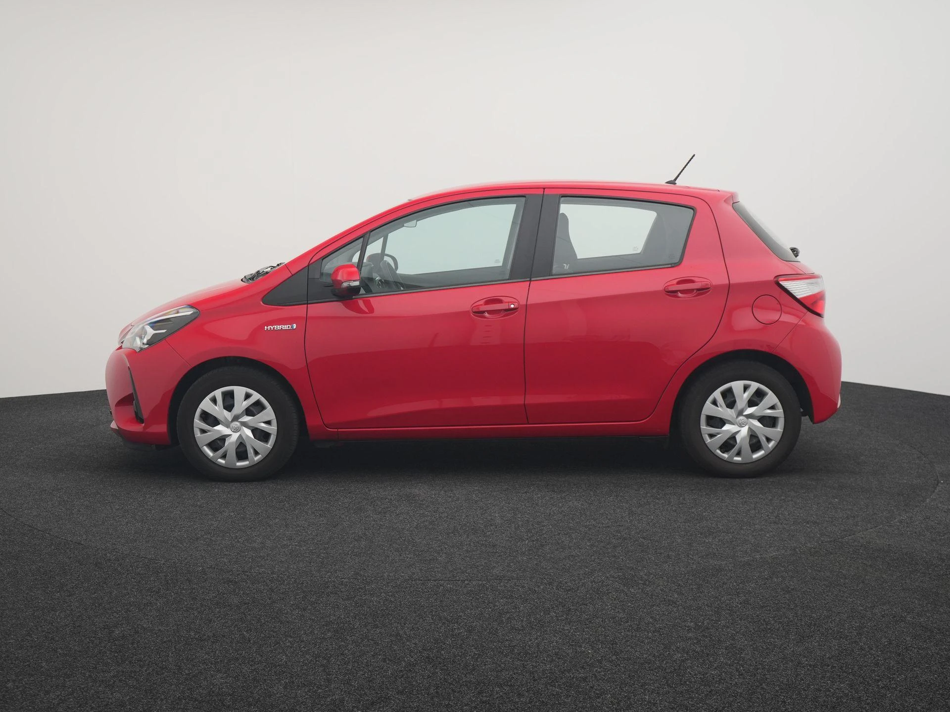 Toyota Yaris met kenteken 35100 – autofoto 5