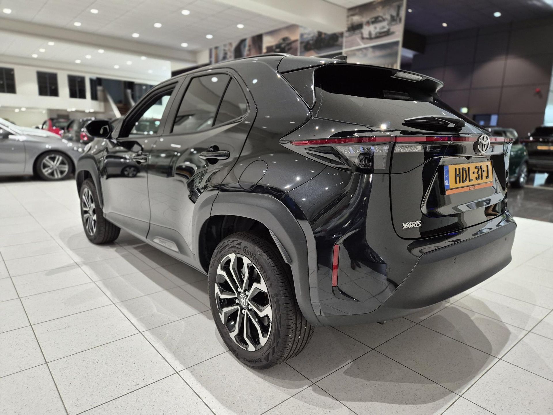 Toyota YarisCross met kenteken HDL-31-J – detailfoto
