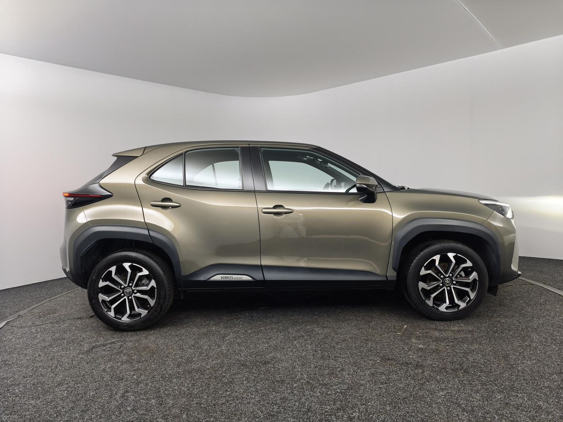 Toyota YarisCross met kenteken KPP-62-B – interieur