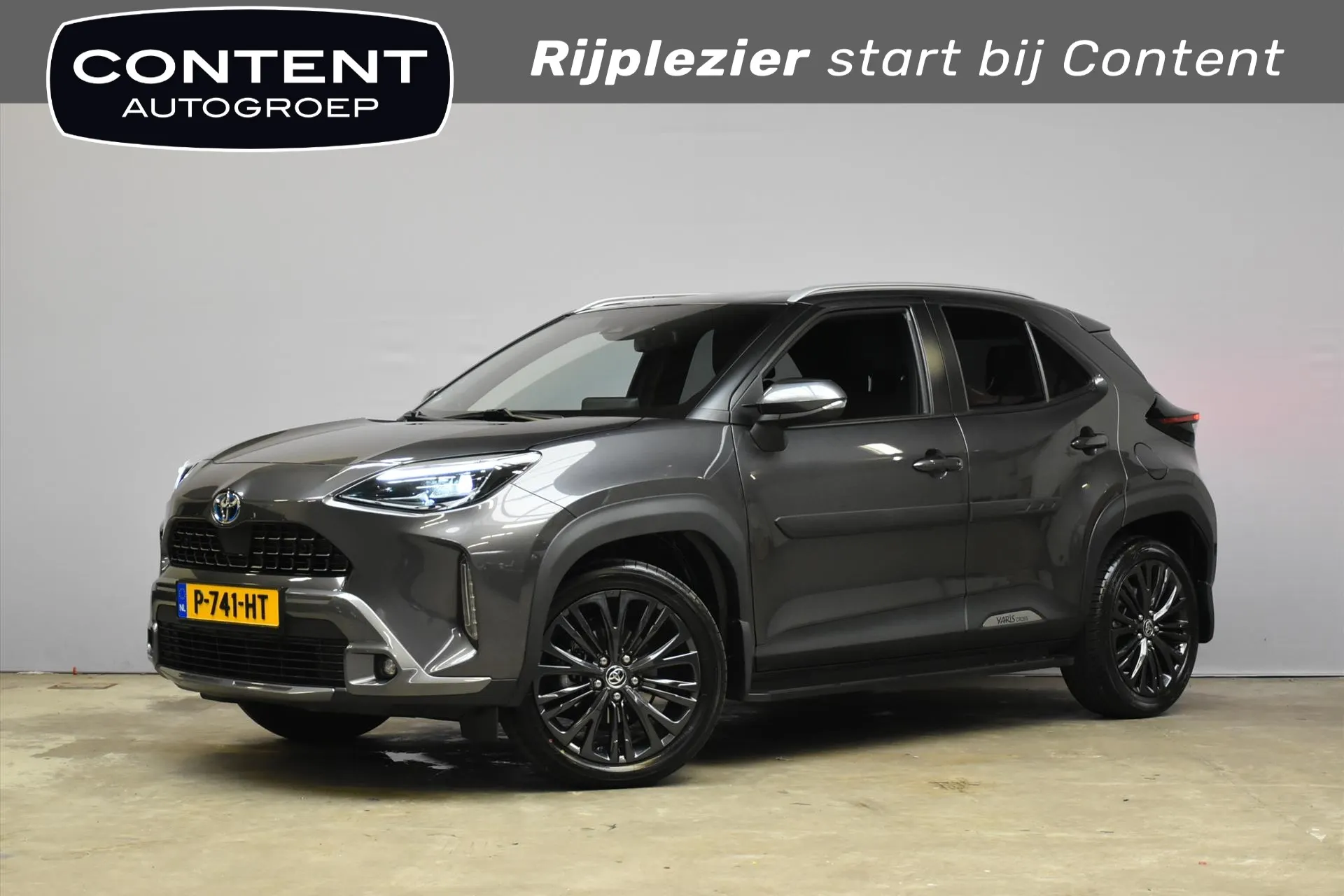 Toyota YarisCross met kenteken P-741-HT – vooraanzicht