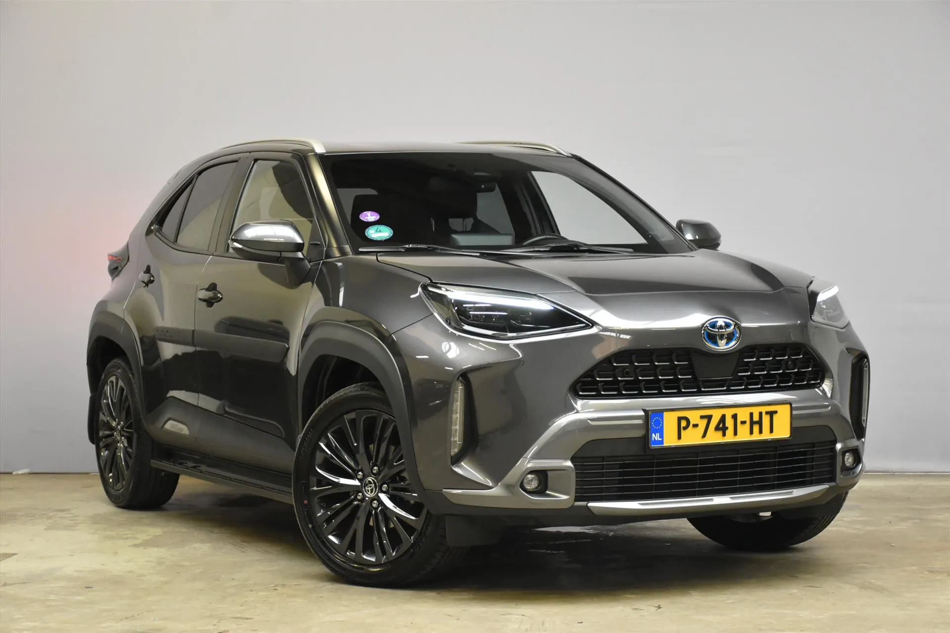 Toyota YarisCross met kenteken P-741-HT – interieur