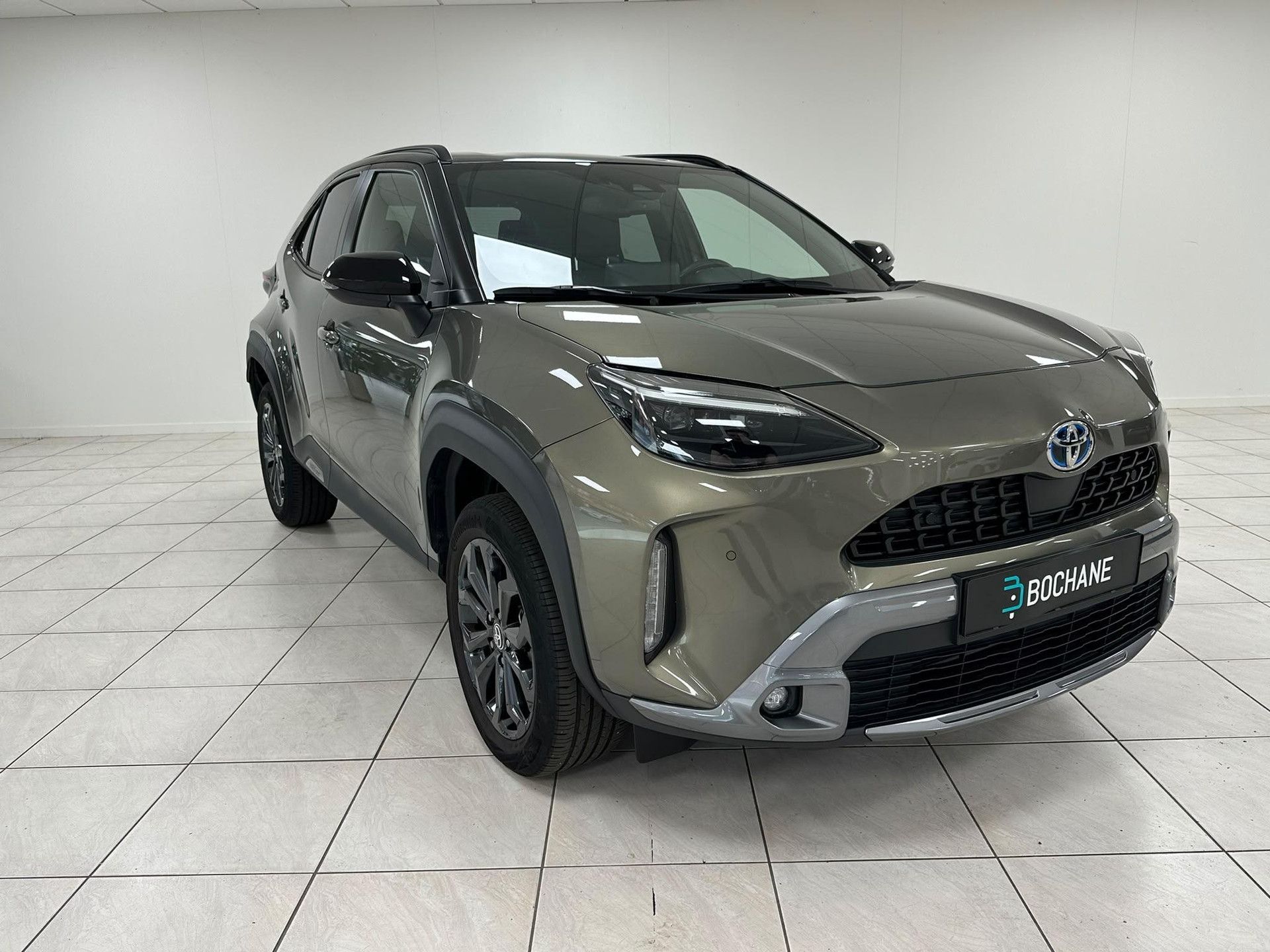 Toyota YarisCross met kenteken X-492-NV – detailfoto