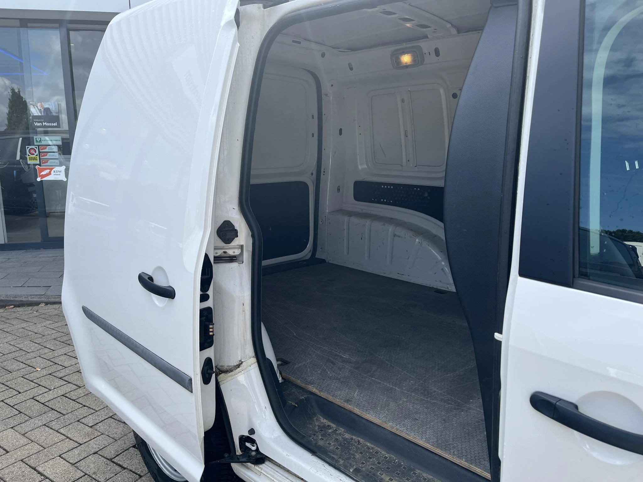 Volkswagen Caddy – autofoto 4