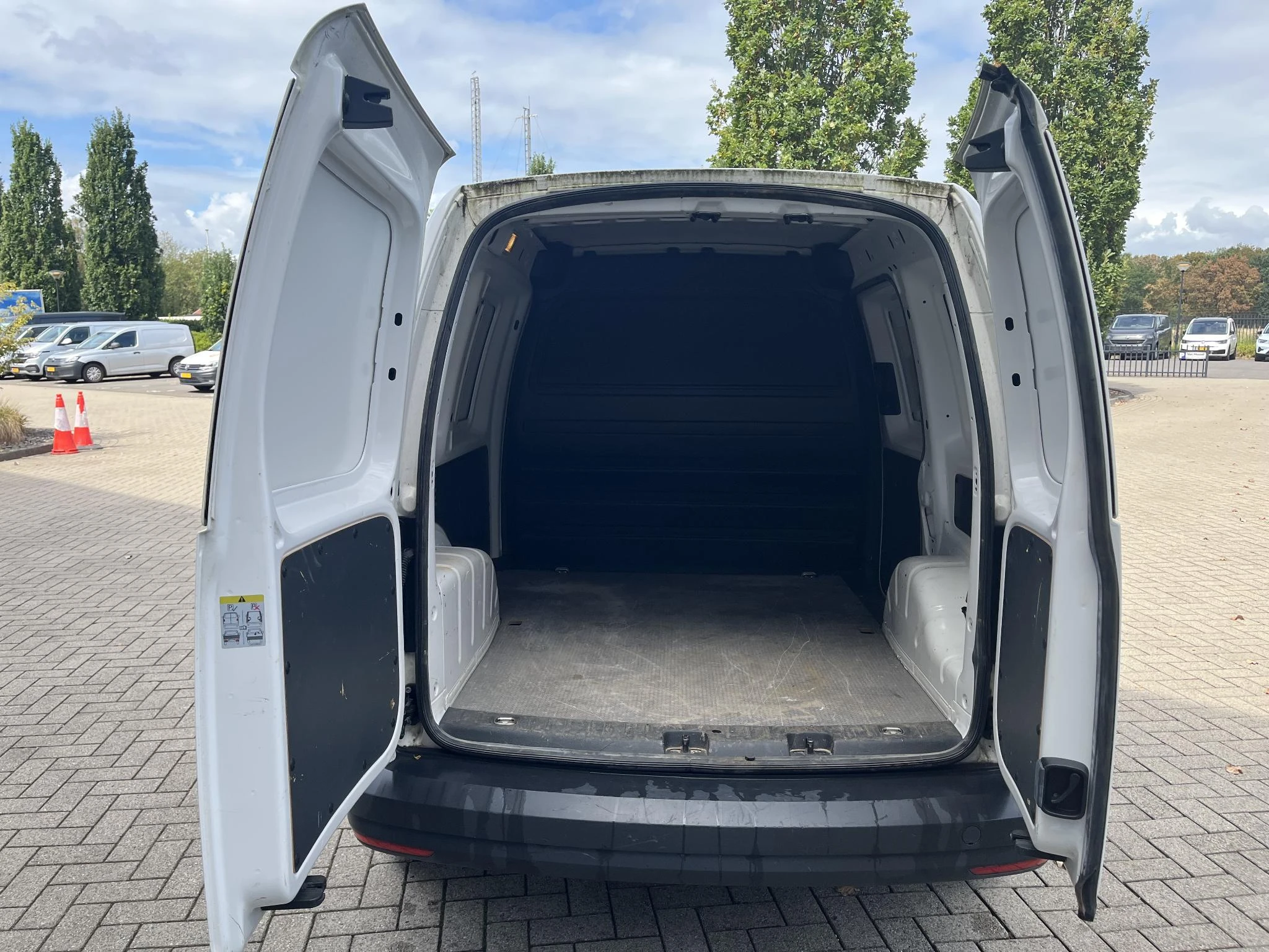 Volkswagen Caddy – autofoto 5
