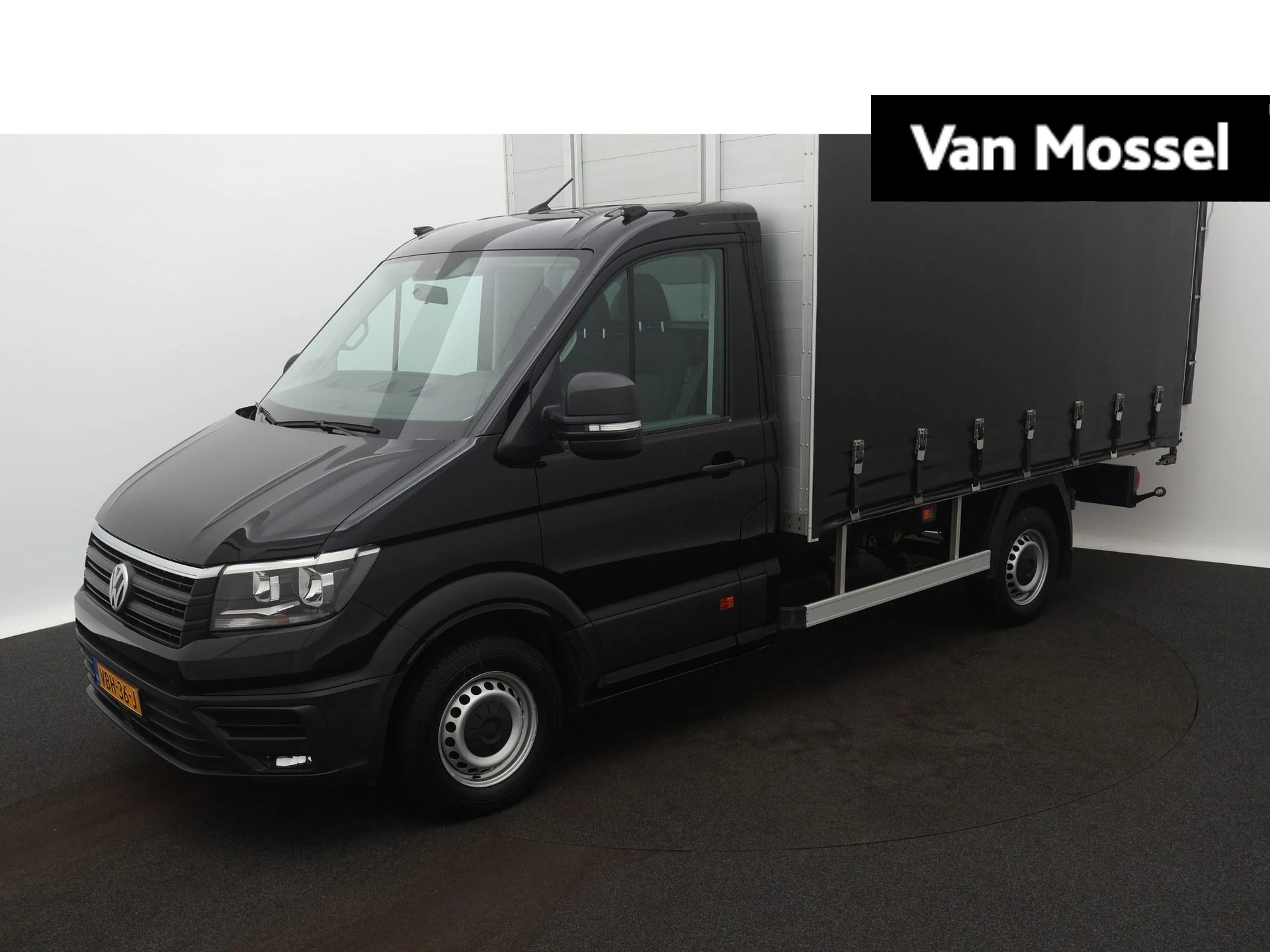Volkswagen Crafter met kenteken 88100 – autofoto 2
